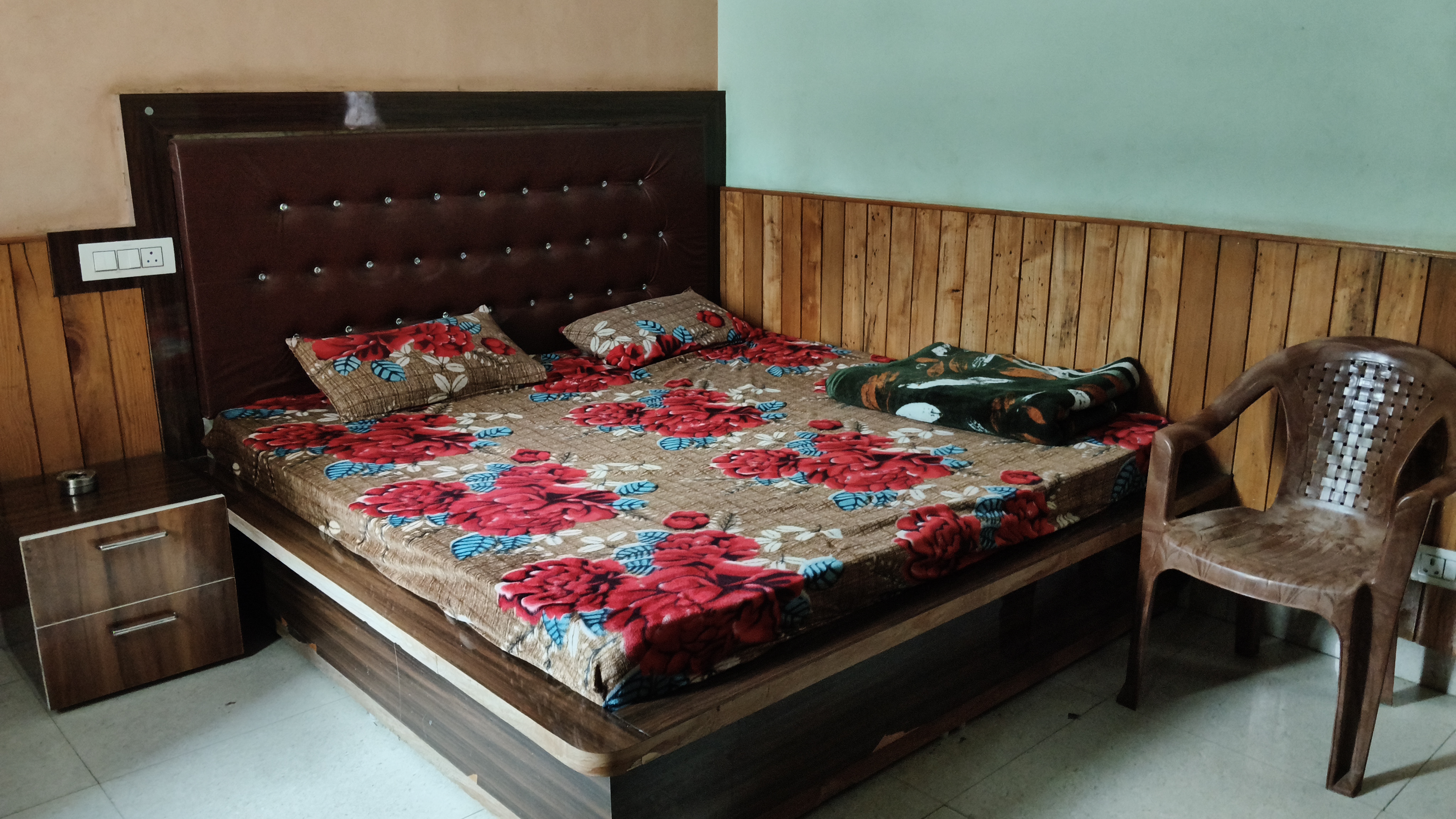 Non AC Room